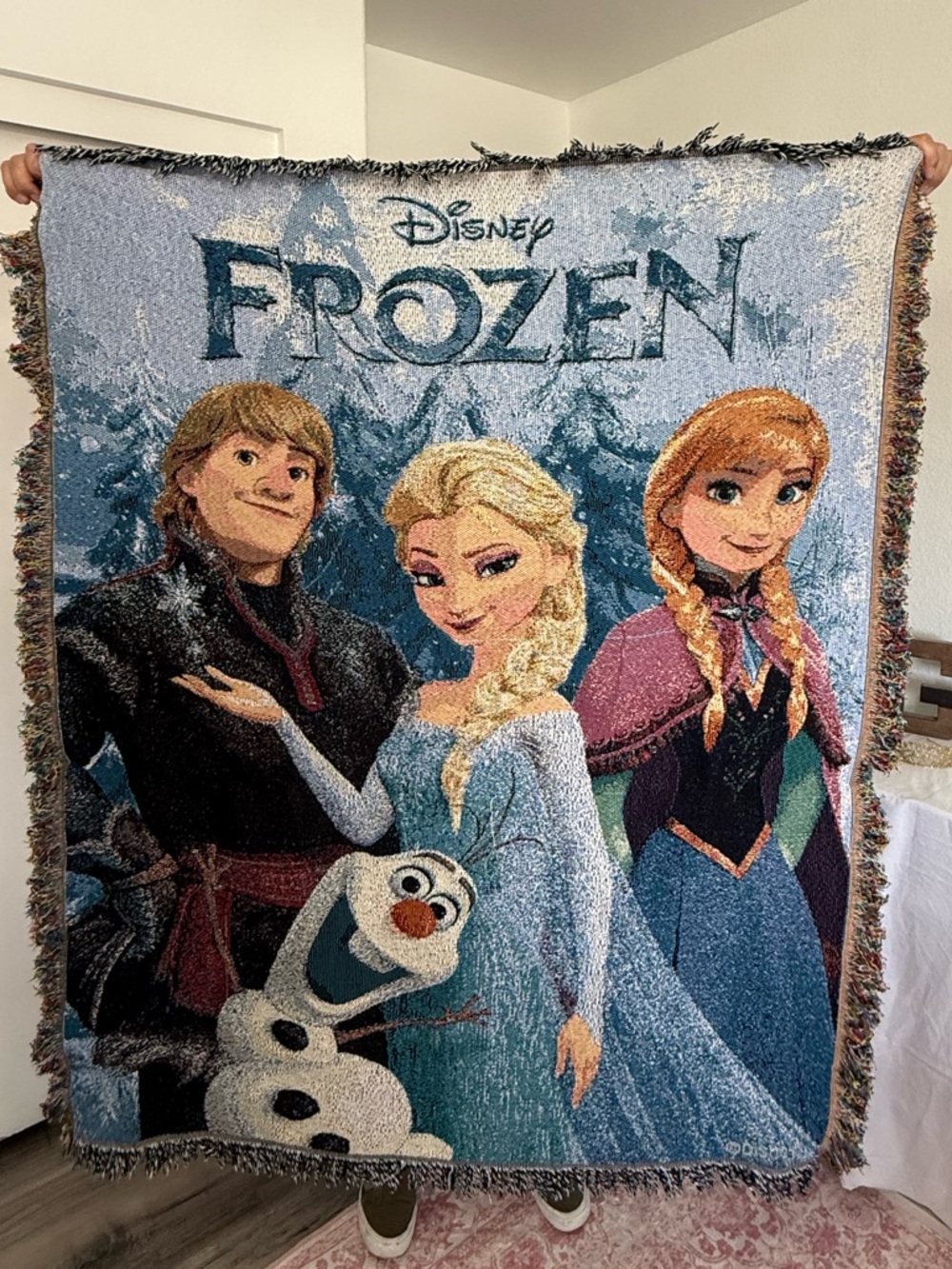 Disney Frozen Blanket - Elsa, Anna, Kristoff, Olaf